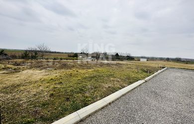 POZEMOK NA PREDAJ RADAVA
